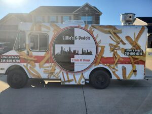 Lillies & Dedos Truck